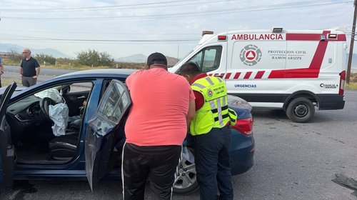 Accidente en Ramos Arizpe deja tres personas lesionadas