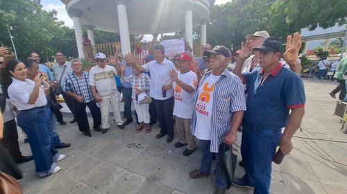 Ex obreros de Hules Mexicanos amenazan con radicalizar protestas