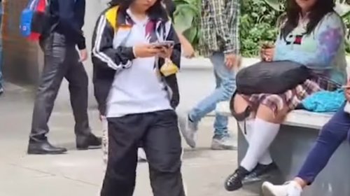 Padres de familia respaldan limitar el celular en las escuelas