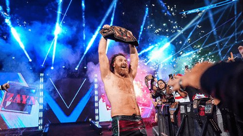 Sami Zayn vence a CM Punk y conquista título de la WWE en la CDMX