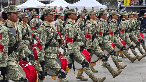 Exigen esclarecer muerte de sargento en cuartel de Mexicali