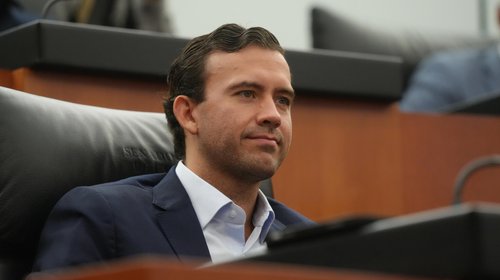 Proponen reconocer derechos de cuidadores familiares