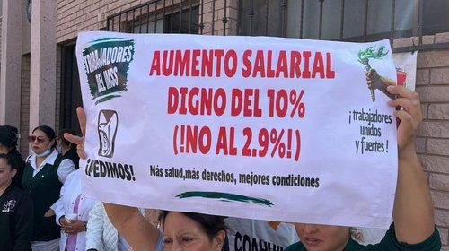Trabajadores del IMSS protestan por demandas laborales