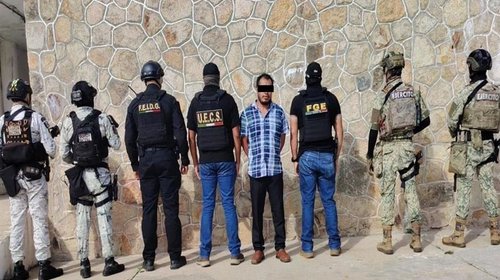 Detienen a líder comunitario por homicidio en Guerrero