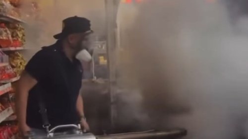 Cuestionan fumigación de frutas y verduras en tienda de Saltillo