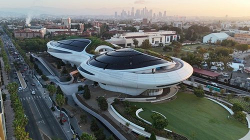 Abre en Los Ángeles el museo de arte narrativo de George Lucas