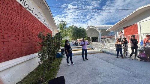 Activan cerco sanitario por garrapatas en primaria de Coahuila