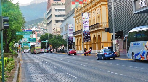 7163102310_21cdd6c492_b_d70668aada