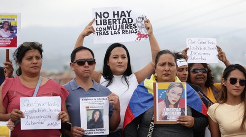 73564774cf6fba275e01de394d3d5851cd94da08w_8b18bef69f