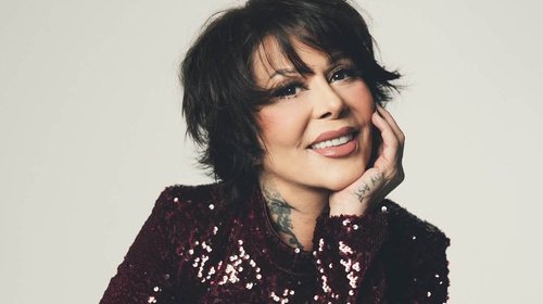 Alejandra Guzmán tranquiliza a fans tras lesión en cadera