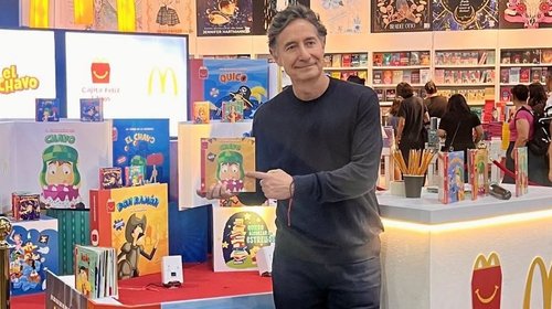 Llevan al Chavo del 8 a nuevas aventuras con libros