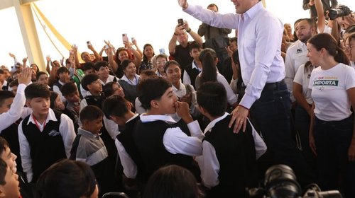 Arranca ciclo escolar; destaca Manolo seguridad en el estado