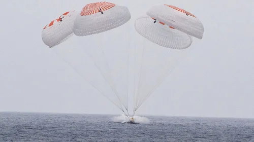 AP_25221787536812_1c37fd0ee0