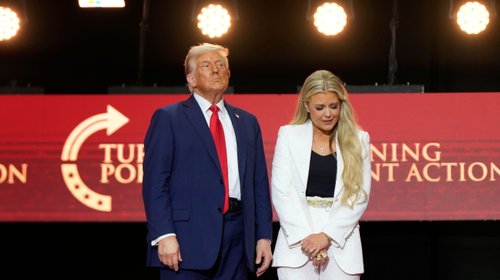 AP_25264857331472_d7ed55c125