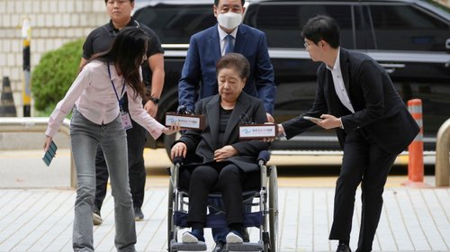 AP_25265714187523_6f1f2051d7