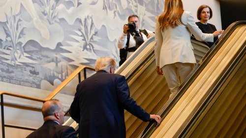 AP_25267094546118_e320e5d99f