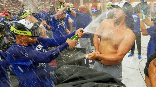 AP_25269072426699_5d50a1337d