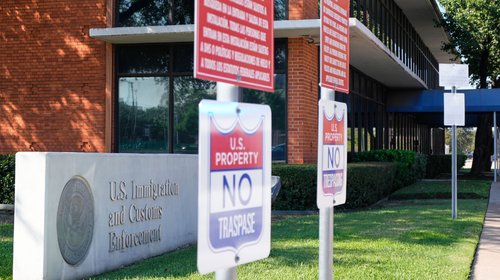 AP_25272826680236_a9e0a5d86f