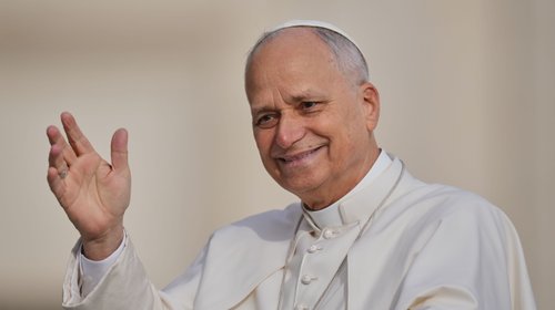 AP_25330234804327_fb75ae8019