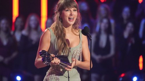 AP_26086065197014_176939d169