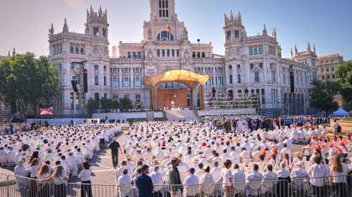 Un millón de fieles acompañan al papa León XIV en Madrid