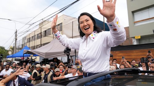 Keiko Fujimori lidera elección presidencial tras conteo final 