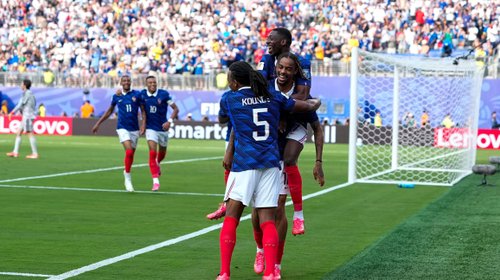 ¡Contundentes a octavos! Francia y Mbappé golean a Suecia