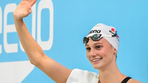 Canadiense rompe el récord mundial de los 200 metros mariposa