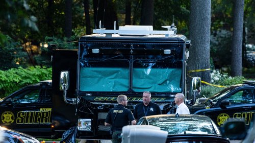 Investigan muerte de ocho personas tras incendio en Michigan