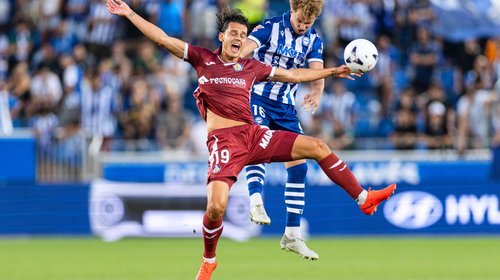 Alavés debuta en la liga con goleada 3-0 ante Getafe