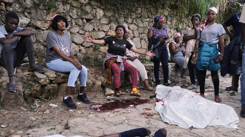 Liberan a mujeres y niños secuestrados tras asalto en Haití