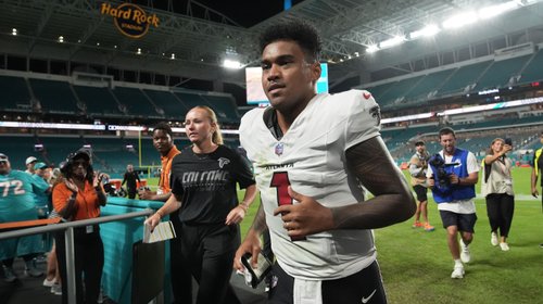 Falcons nombran a Tua Tagovailoa como QB titular en la Semana 1