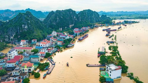 Inundaciones en Vietnam dejan al menos cuatro muertos
