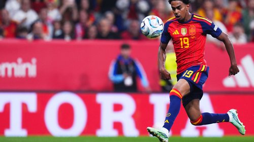 España supera a Chequia y mantiene el liderato en Nations League
