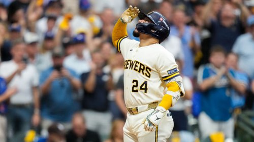 Brewers vencen 7-4 a Dodgers y toman ventaja de 2-0