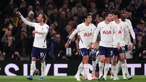 Tottenham consigue su primer triunfo en la Premier League