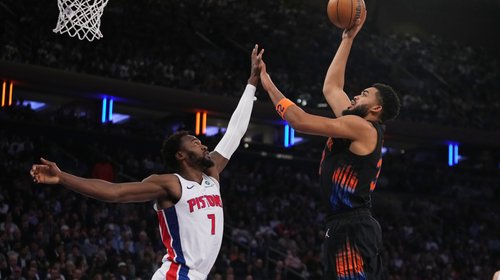 Knicks vencen 111-97 a Pistons y evitan empezar 0-4