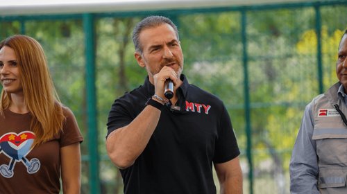 Inaugura Adrián de la Garza la renovación de parque en Cumbres