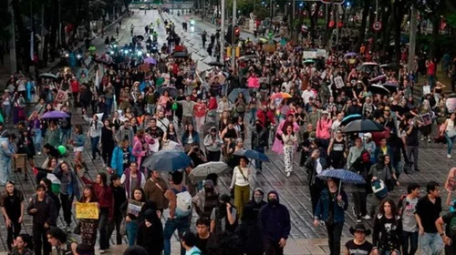 Alerta_Embajada_a_ciudadanos_sobre_marcha_contra_gentrificacion_2683bdcc1e
