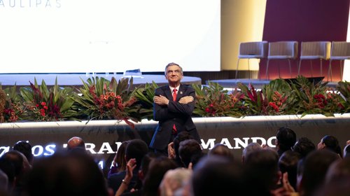 Américo rinde cuentas en conversatorio por 4.° año de su gobierno