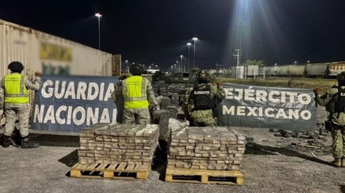 Aseguran_en_Tamaulipas_media_tonelada_de_droga_oculta_en_tarimas_44f7f9c782