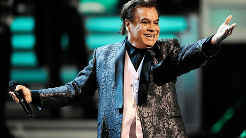 Sin jugar el Mundial FIFA™, Juan Gabriel fue la gran figura