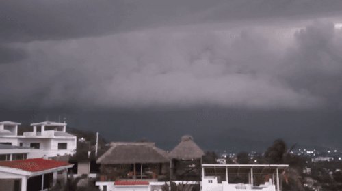 Tormenta deja siete lesionados y múltiples daños en Colima