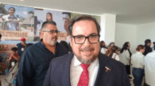 Regularán uso de celulares en escuelas de Tamaulipas