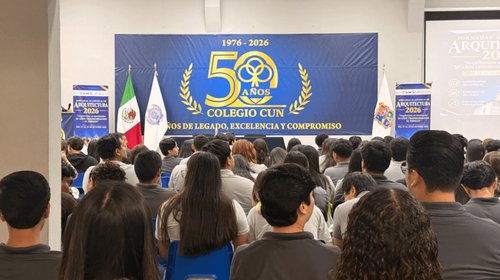 Arquitectos comparten retos de la profesión con alumnos del CUN