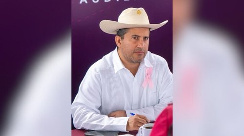 Carlos_Manzo_Uruapan_178b552931