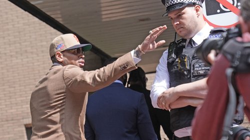 Chris Brown se declara culpable por atacar a productor