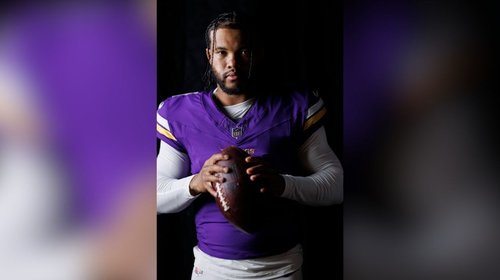 Kyler Murray gana la batalla y será titular de Vikings