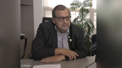 small_EH_FOTO_VERTICAL_9_52438be631