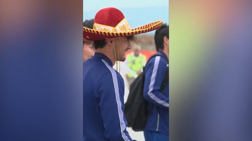 Reciben con mariachi a selección de Corea del Sur en Guadalajara